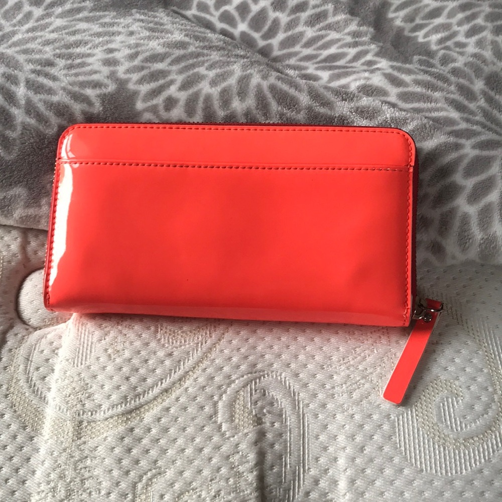 Kate Spade Wallet - Picture 2 of 5